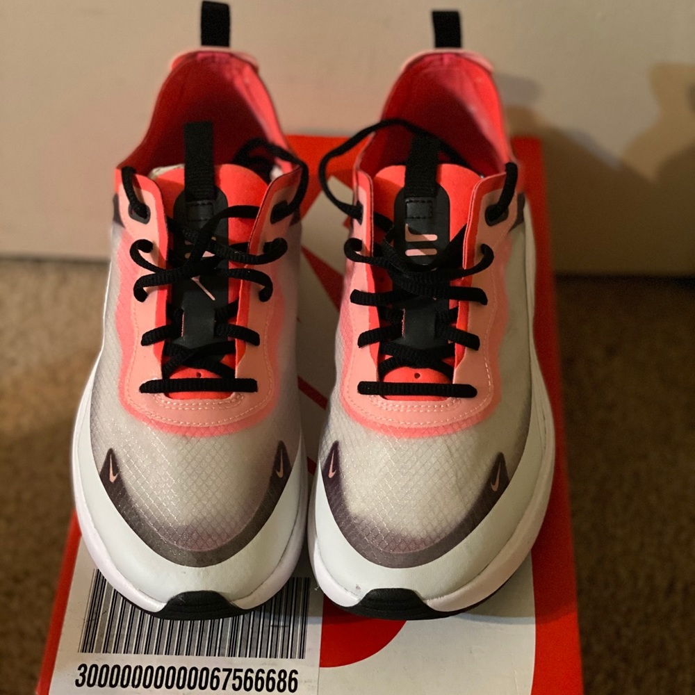 Women Nike Air Max DIA SE